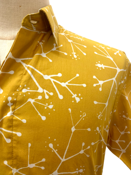 Men’s shirt – Fraktal in White on Yellow